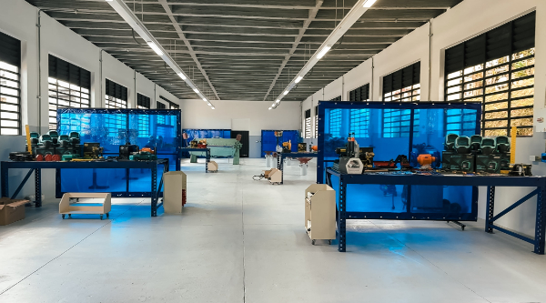 Taller de metalistería y dibujo técnico